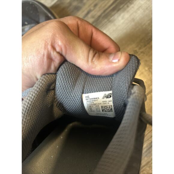 Mens 8.5 6E Wide New Balance 1540v3 Black - Picture 4 of 7